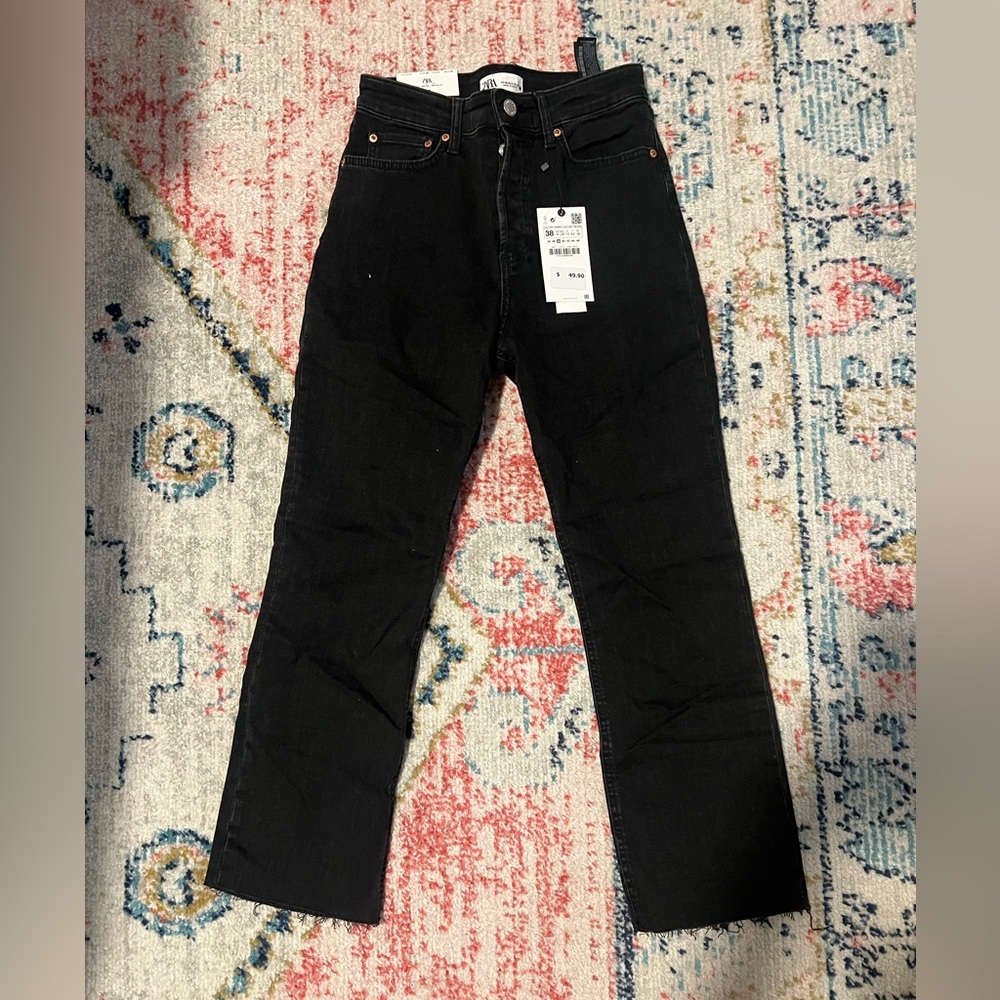 Zara black cropped jeans